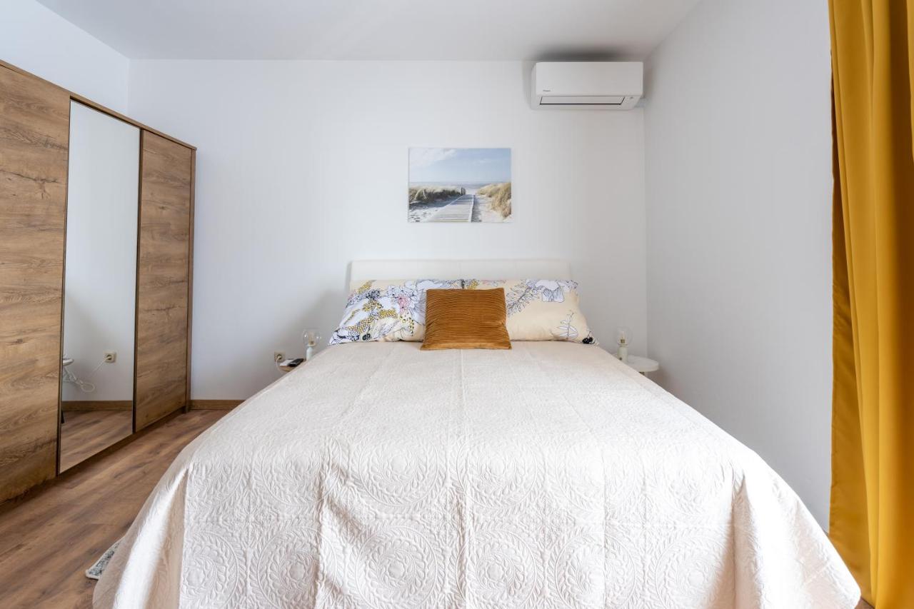 Alto 1 Studio Apartment 罗维尼 外观 照片